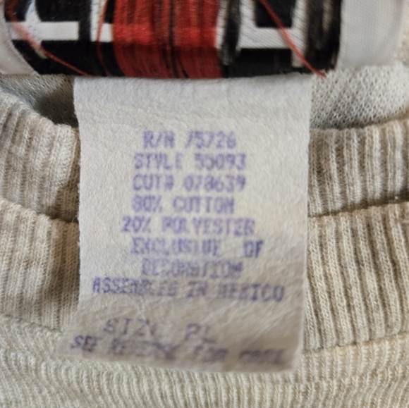 Vintage Embroidered Teddi Cream Sweater with Leaf Pattern - Picture 5 of 7